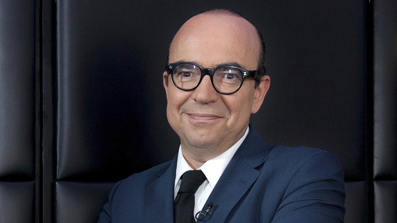 Faktet Karl Zero-Dosjet Karl Zero backdrop