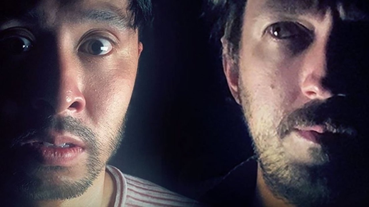 A je i frikësuar? backdrop