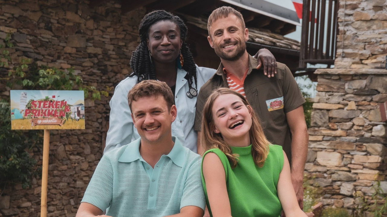 Steken en Prikken translates to "Gërvishtje dhe Pika" in Albanian backdrop