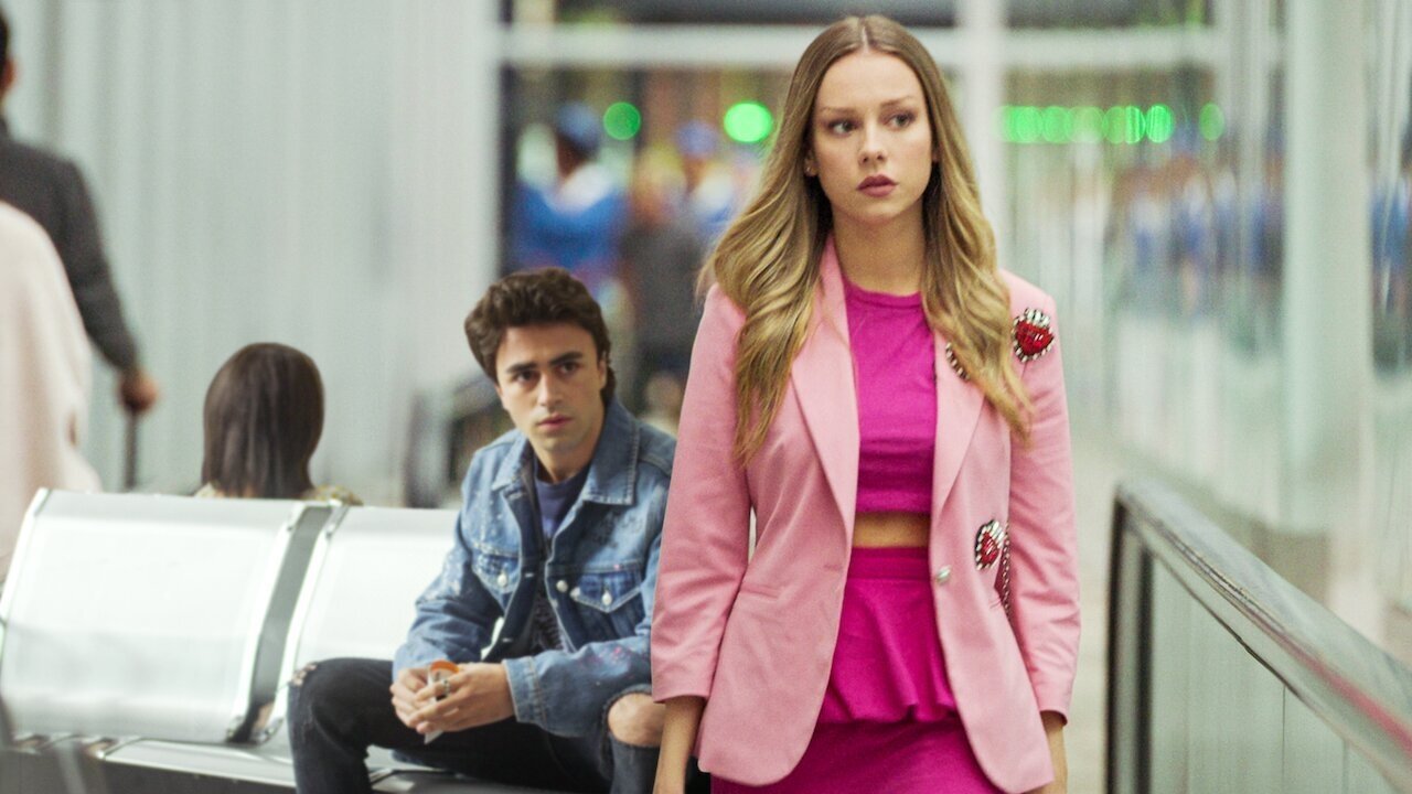 Elite Histori të Shkurtra Carla Samuel backdrop