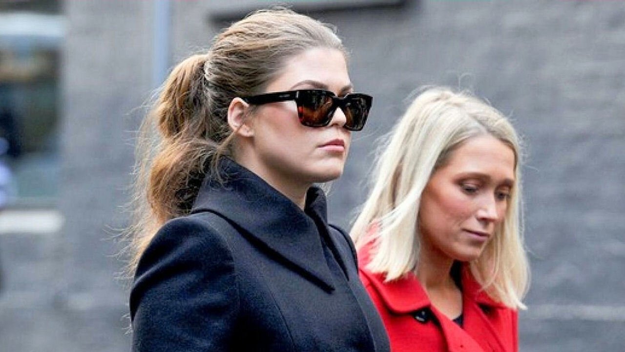 Influenceri i Keq backdrop