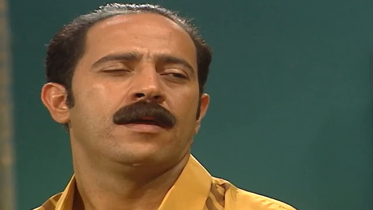 Tregimet e një Burri të Shkurtër Modern backdrop