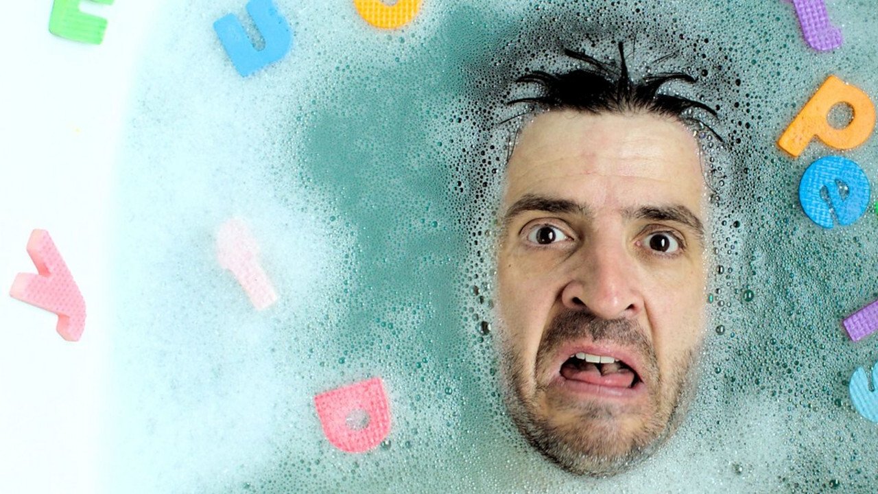 Mendja e Herbert Clunkerdunk backdrop