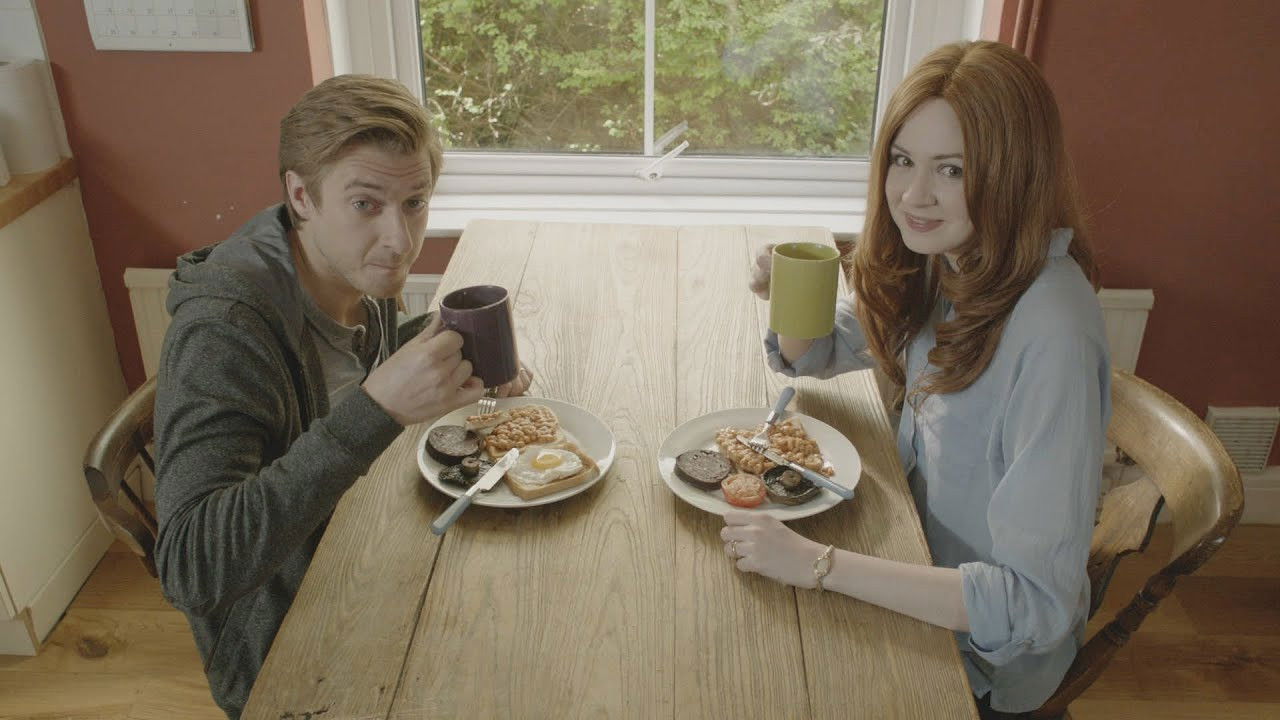 Jeta në Liqen backdrop