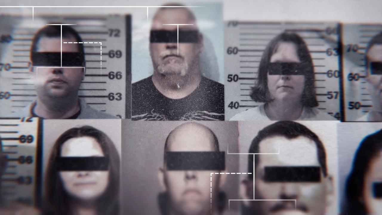 Monstra në Hijet backdrop