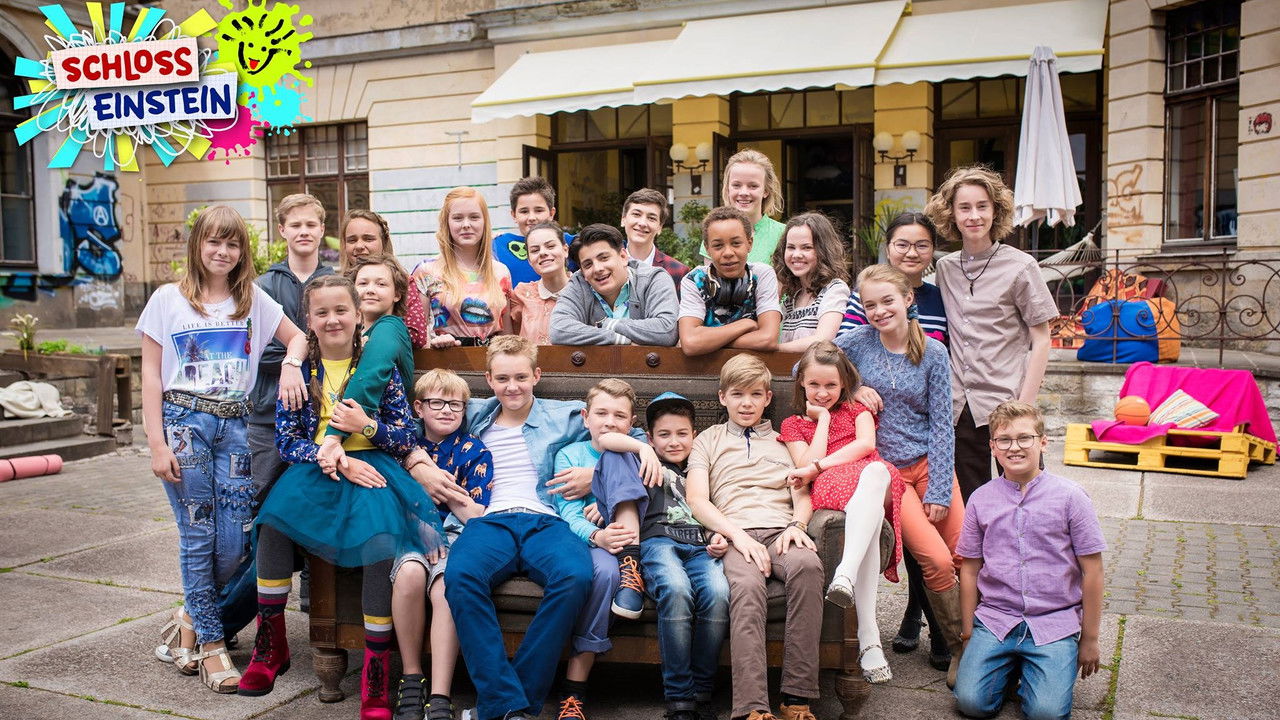 Kështjella Einstein backdrop