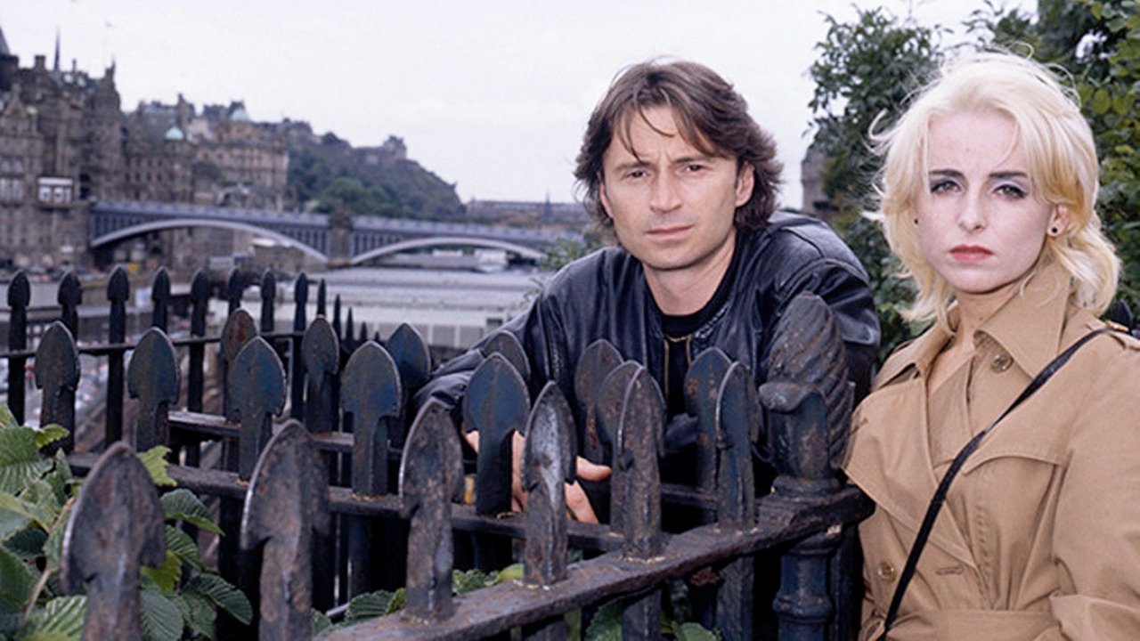 Duke Kujdesur për Jo Jo backdrop