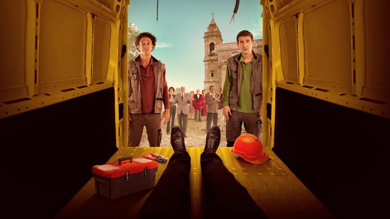 E Fshehur! Një Mister Vrasjeje Sicilian backdrop