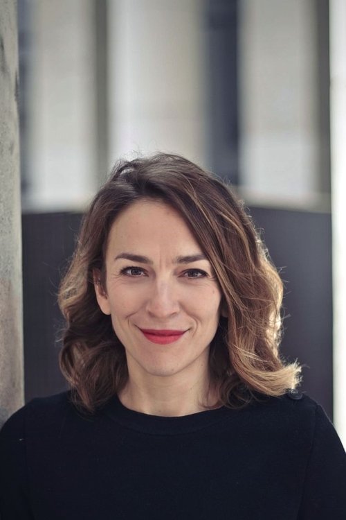 Les idées larges can be translated to Albanian as Idetë e gjera poster