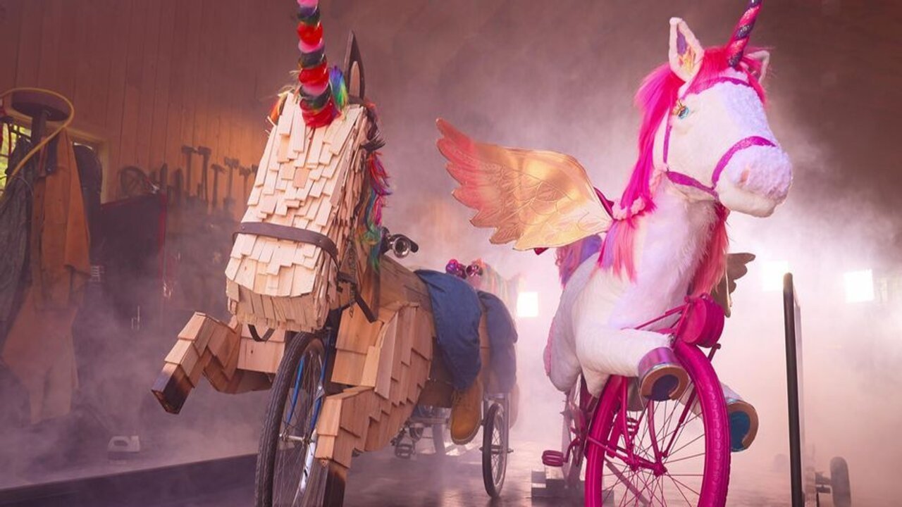 Të Bëjmë Qesharake backdrop