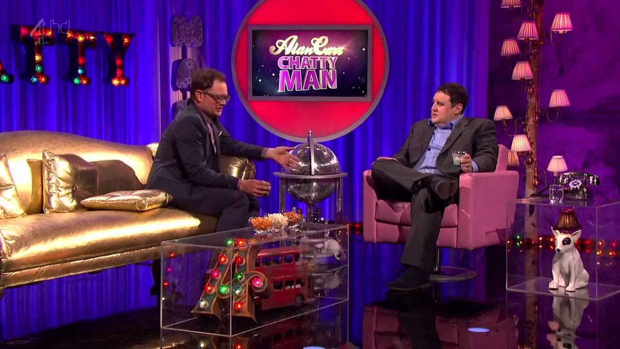 Alan Carr Njeriu Bisedues backdrop