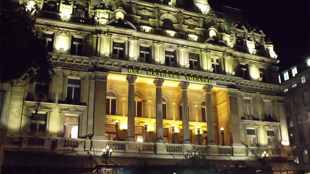 Live Nga Madhëresha Saj backdrop