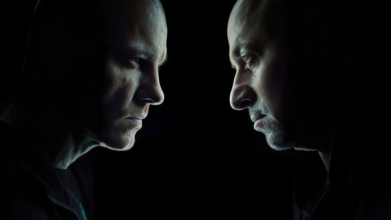 Nën mbrojtje backdrop