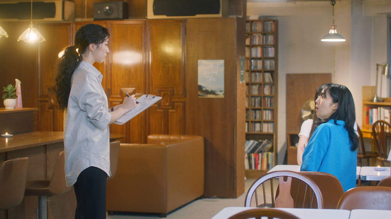 Ajo Më Bën Zemrën Të Fluturojë backdrop