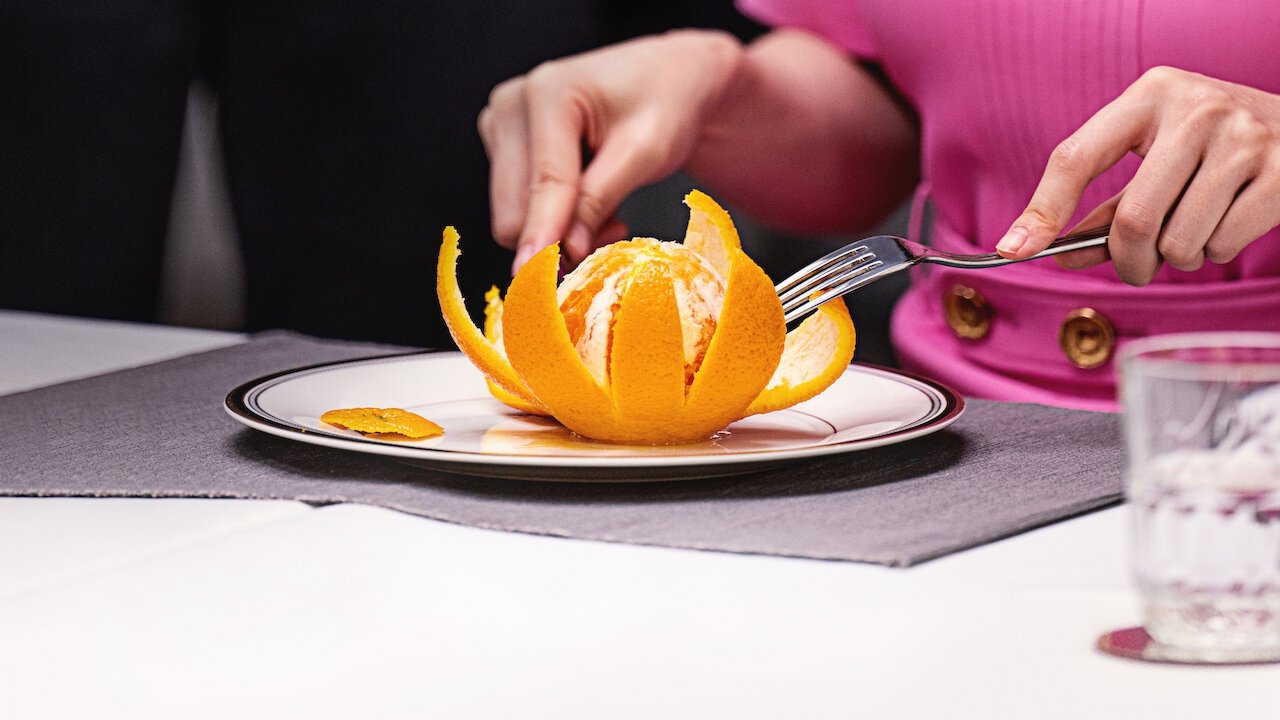 Kujdesu për Manerët backdrop