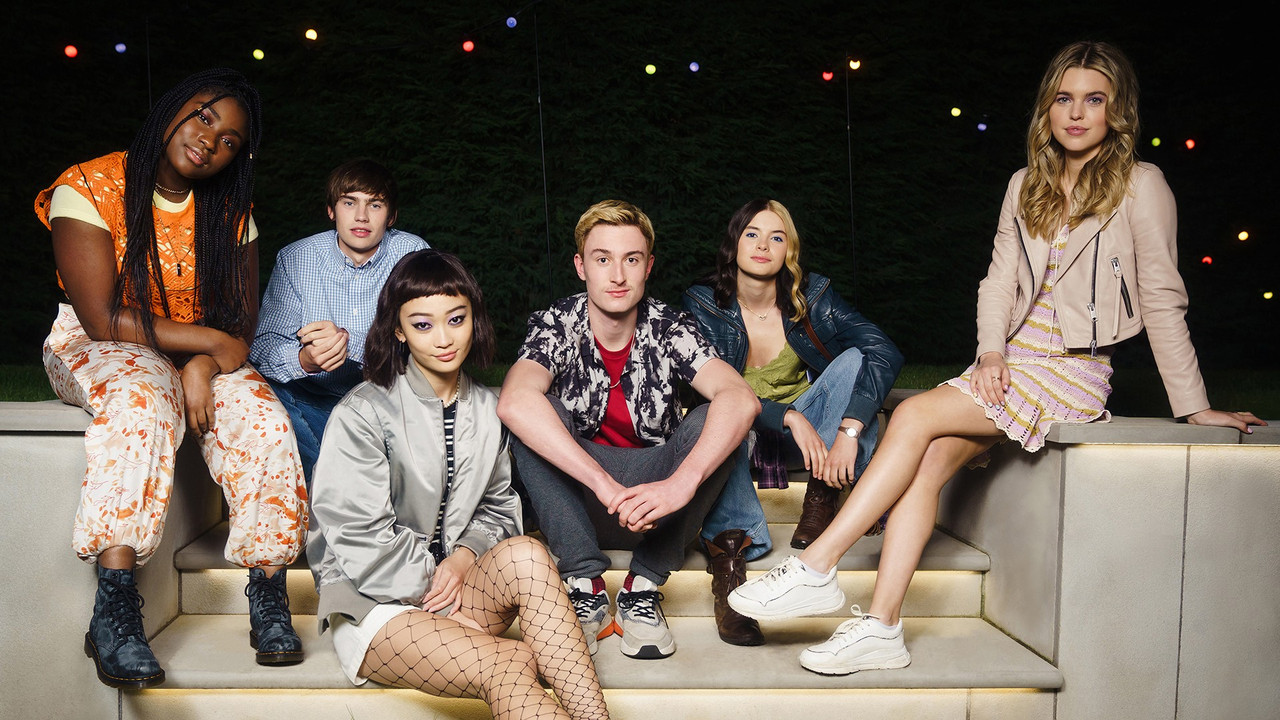 Më Trego Çdo Gjë backdrop