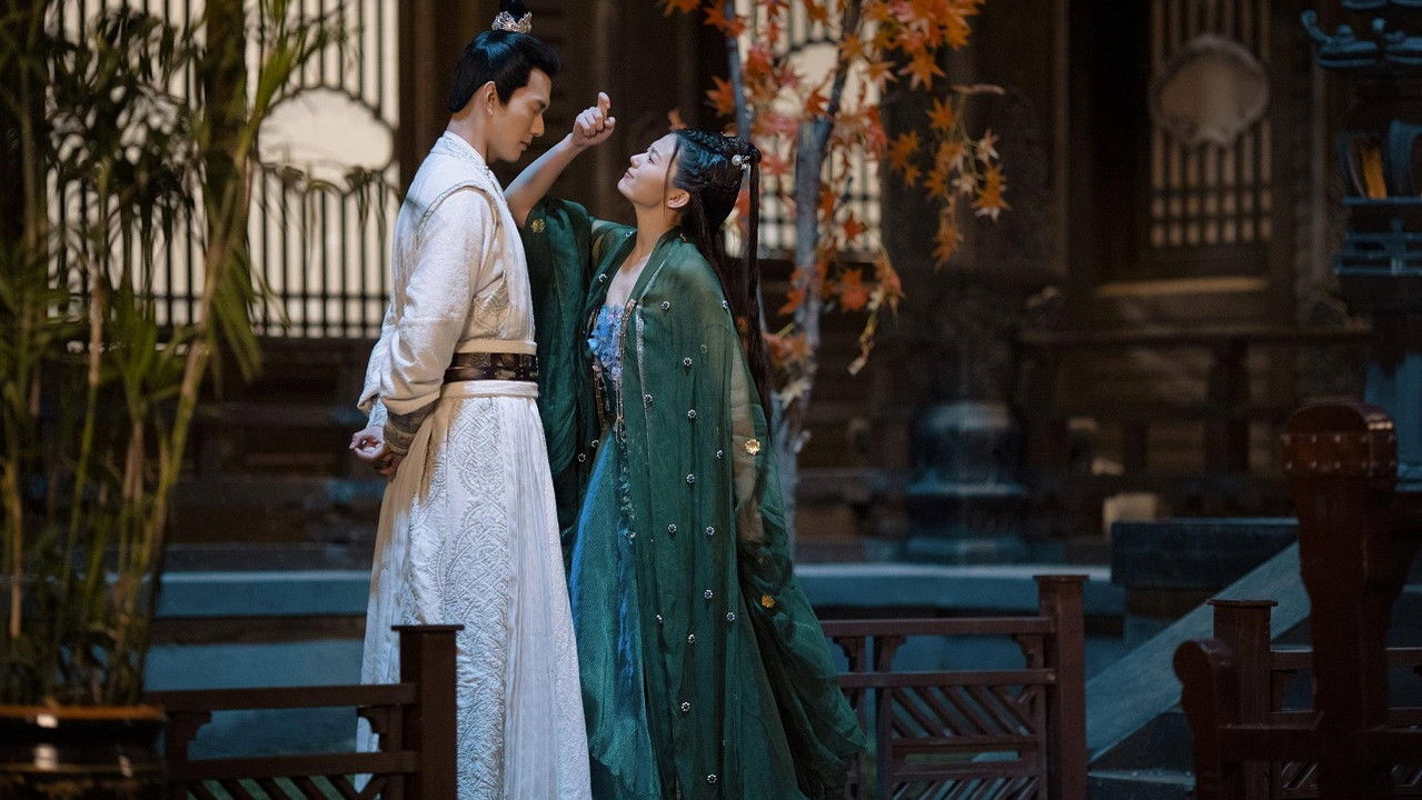 Hëna e Ndritur Adhuron Zemrën Tua backdrop