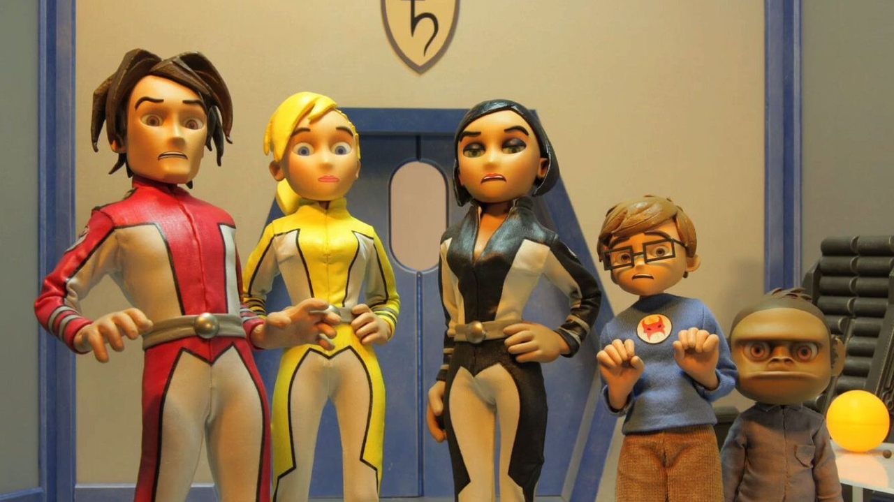 Titan Maksimal backdrop