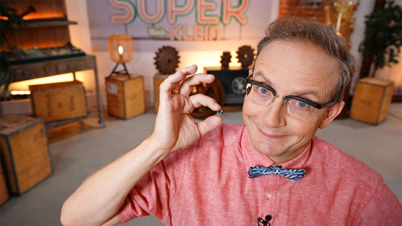 Superklein - Kampionati i Miniaturave backdrop