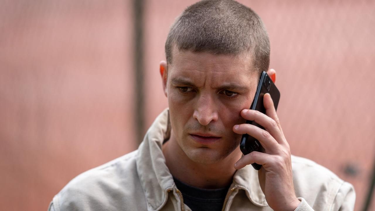 Bota Nuk Eksiston backdrop