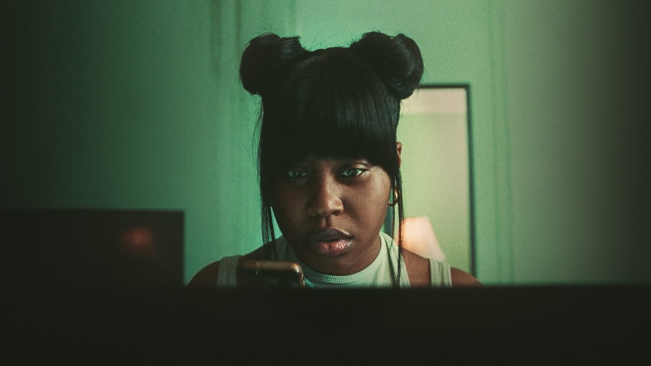 Grumbullimi backdrop