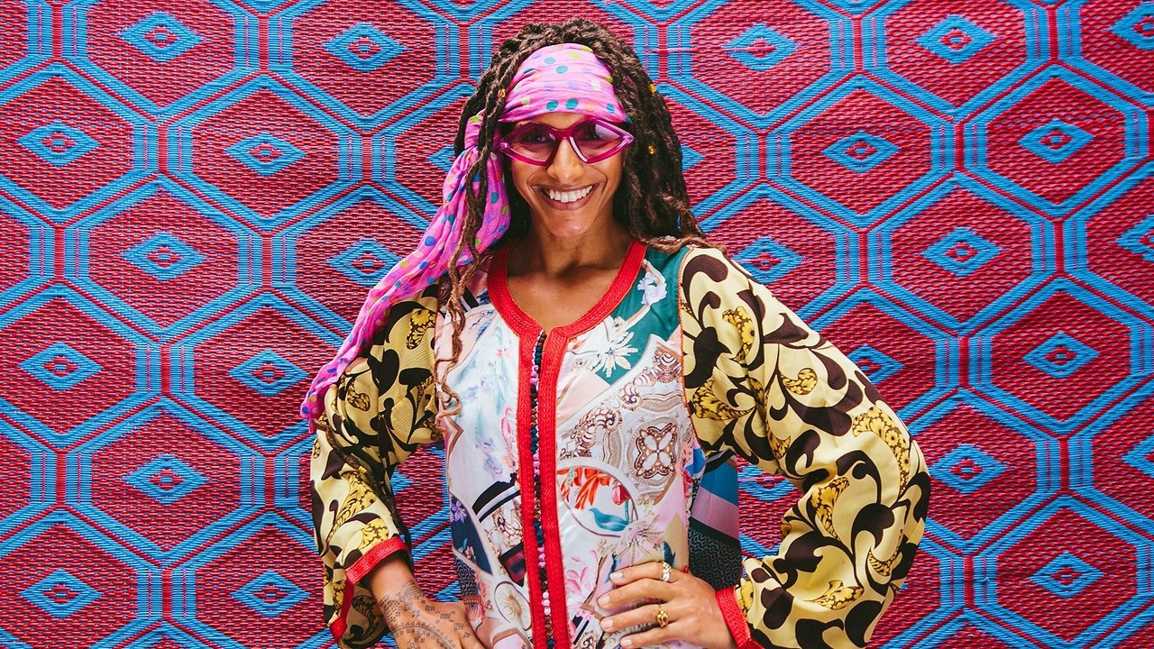 Afrika Po Ngrihet me Afua Hirsch backdrop