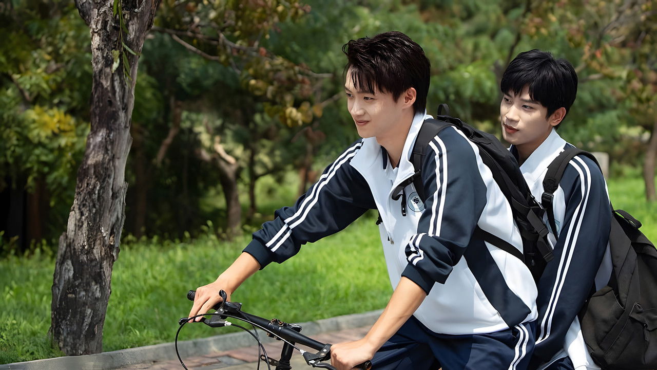 Rrri me mua backdrop