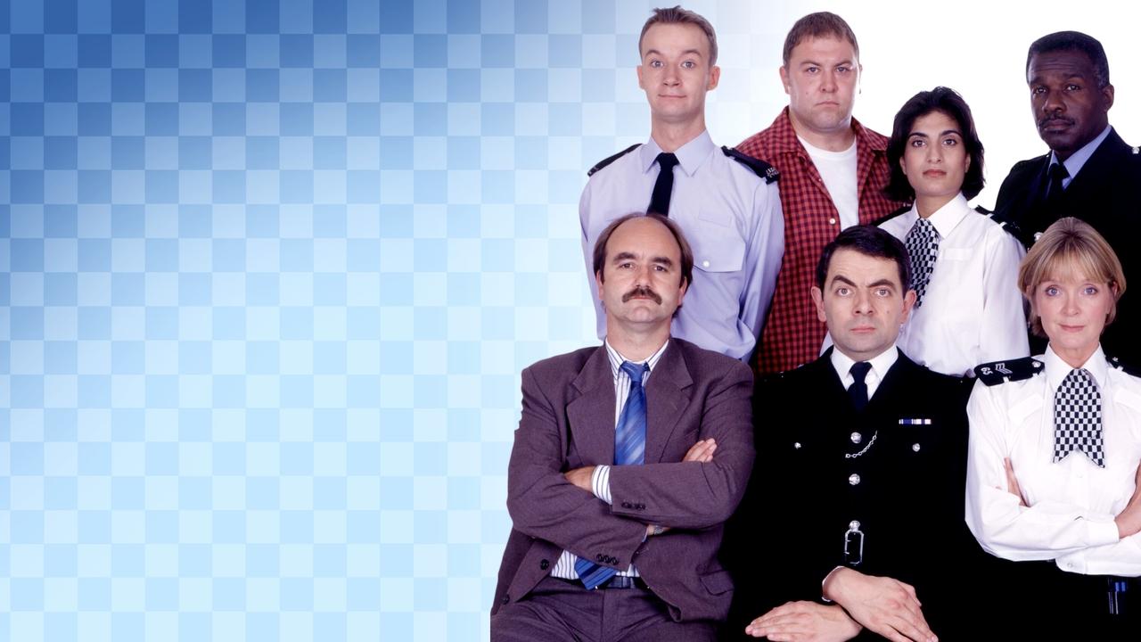 Rruga e Vogël Blu backdrop