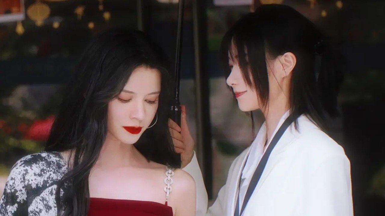 Një Udhëzues Praktik për Të Qenë Asistent i Një Superstar-i backdrop