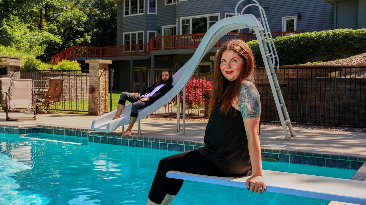 Dëshpërimisht Duke Kërkuar Shpirtin Binjak: Ikja nga Universi i Flakëve Binjake backdrop