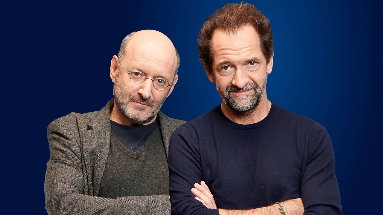 Les Radoteurs translates to "Radotuesit" in Albanian backdrop