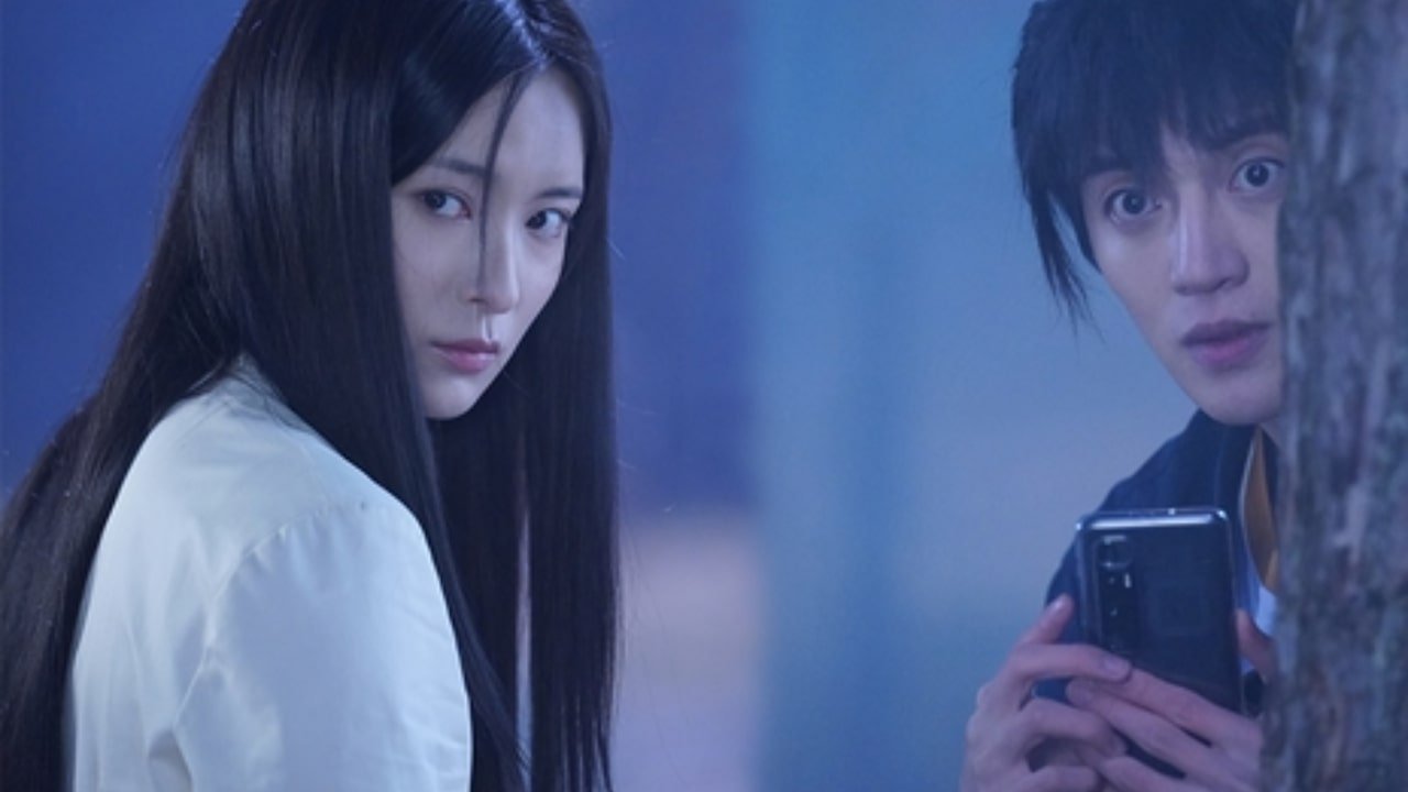 Feng Bao Bao dhe Zhang Chu Lan backdrop