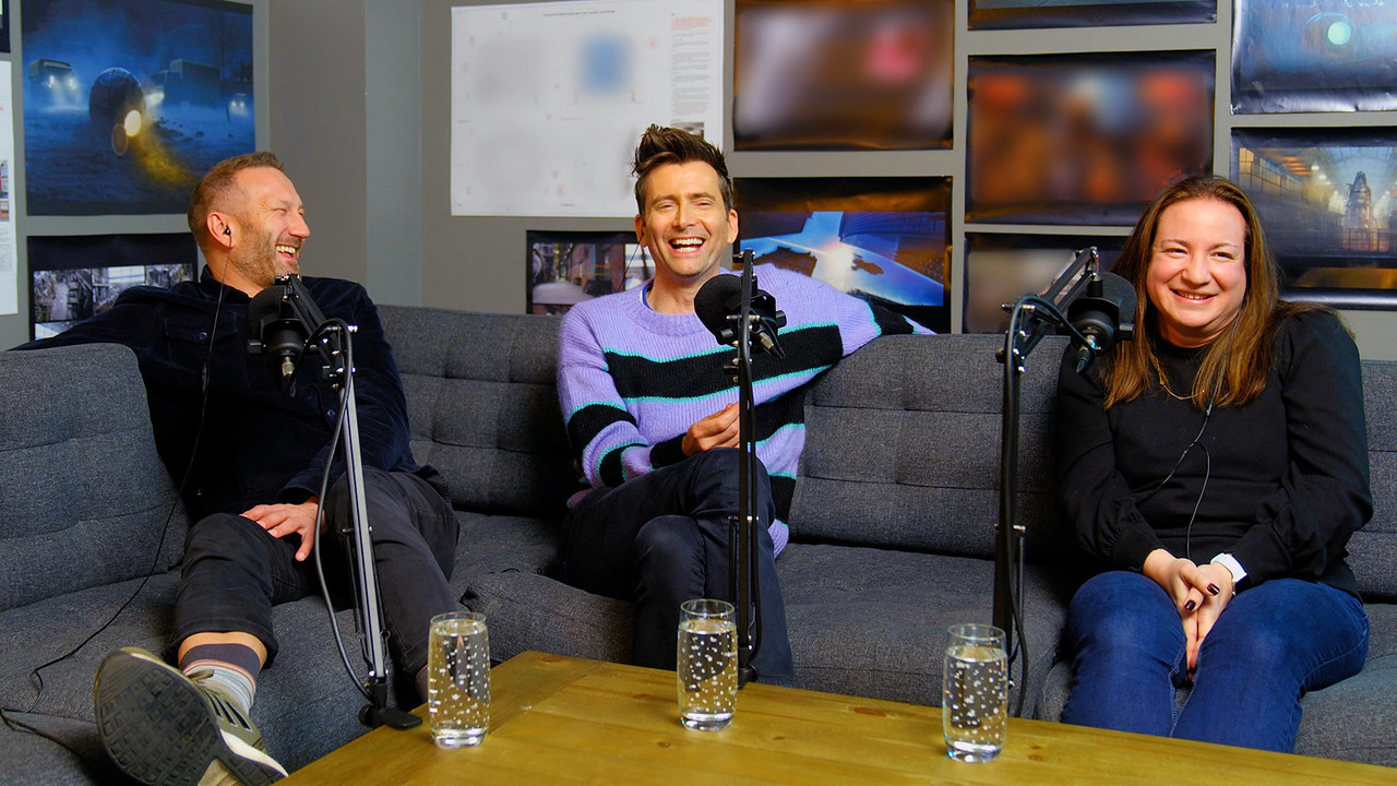 Doktor Who: Komentet Video backdrop