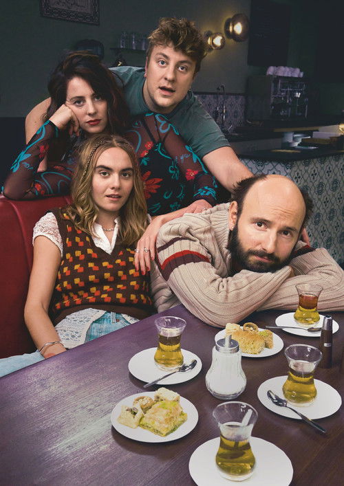 Rinia – është e komplikuar poster