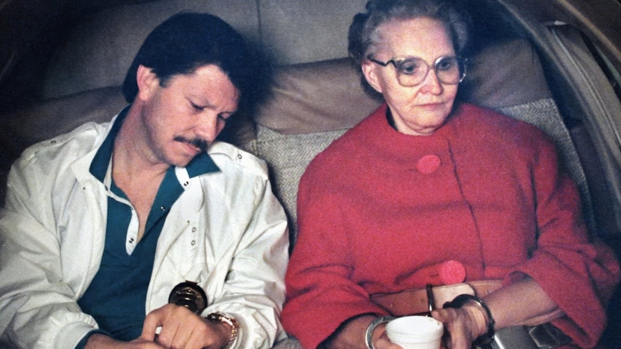 Fytyrat e Keqes backdrop