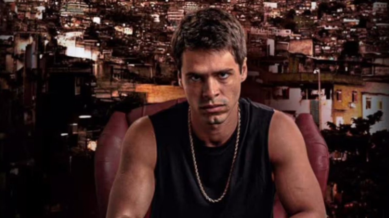 Sa larg mund të shkojë backdrop