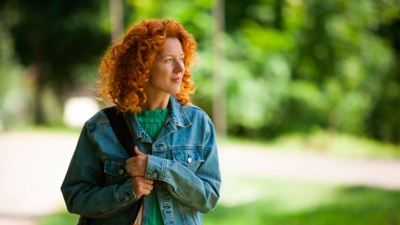 The title Возмездие translates to Hakmarrja in Albanian backdrop