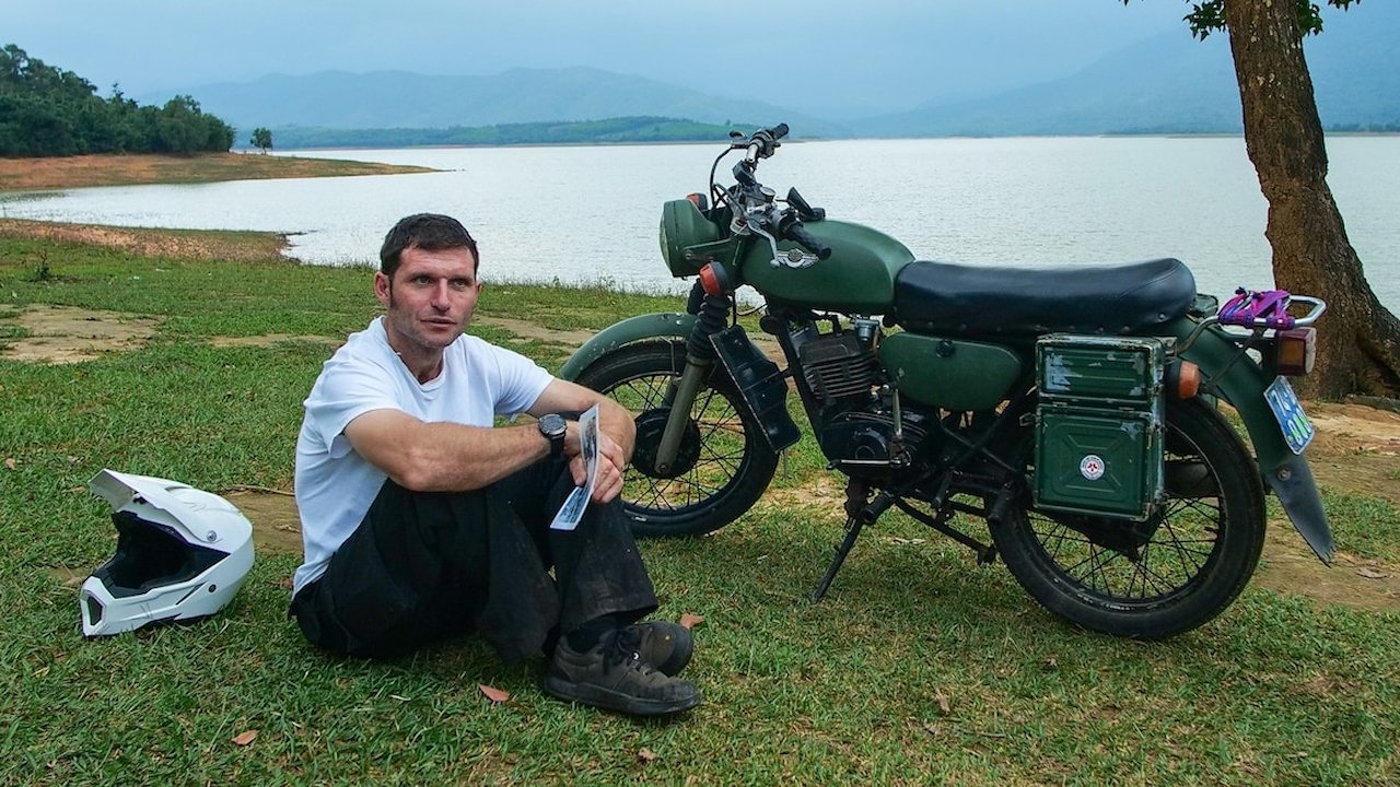 Djali ynë në Vietnam backdrop