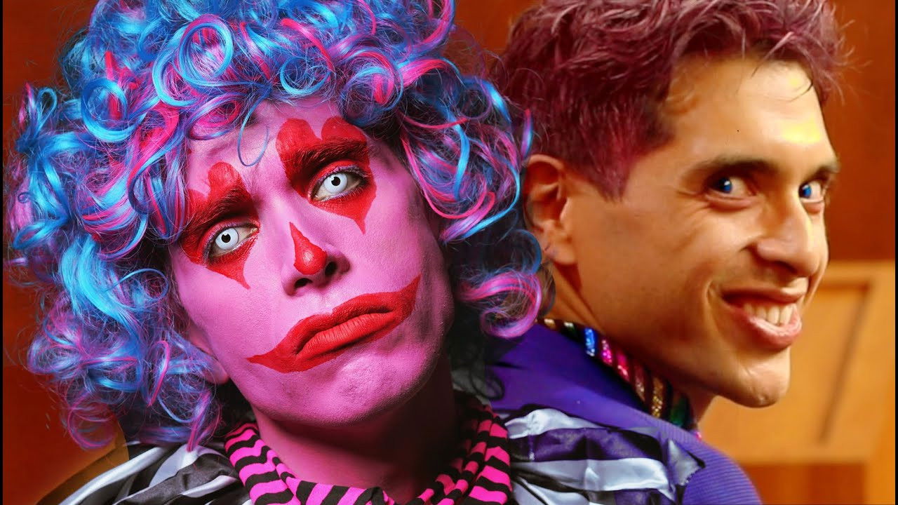 GJAKU & BUKURI KURORI: Baraqeti i fundit i Blah Blah cirkutKu backdrop