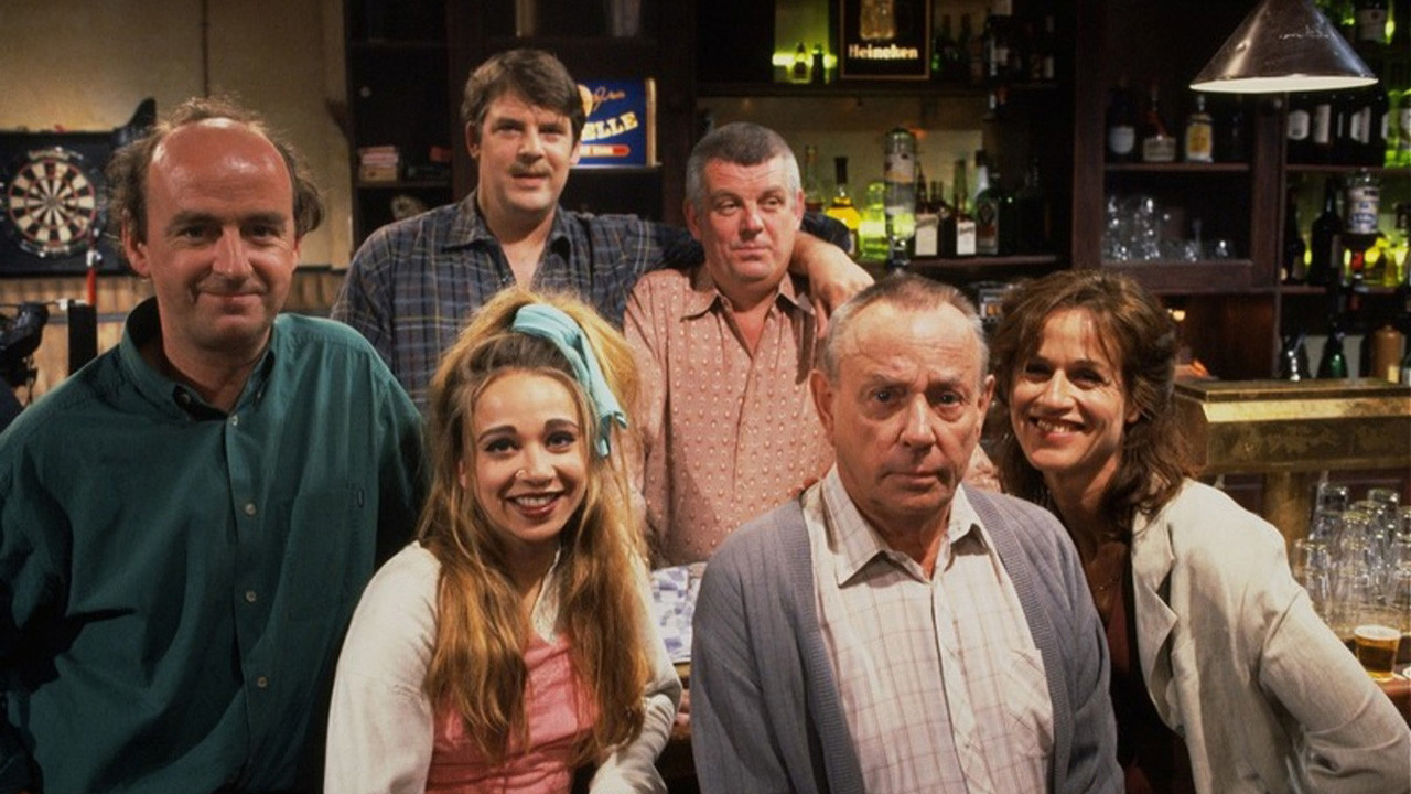 Për të mirën dhe për të keqen backdrop