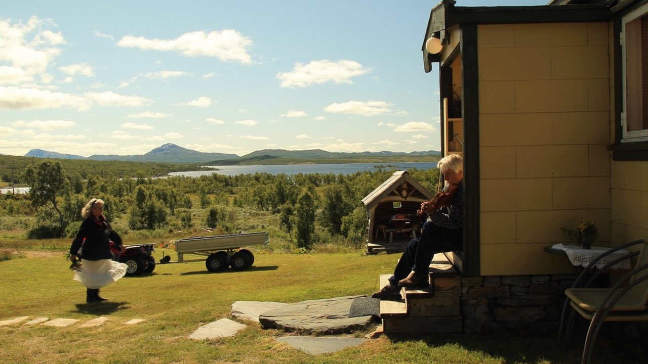 Der ingen skulle tru at nokon kunne bu translates to Askush nuk do të besonte se dikush mund të jetonte in Albanian backdrop