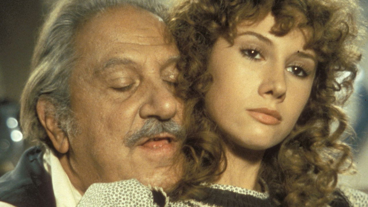 Kanale dhe balta backdrop