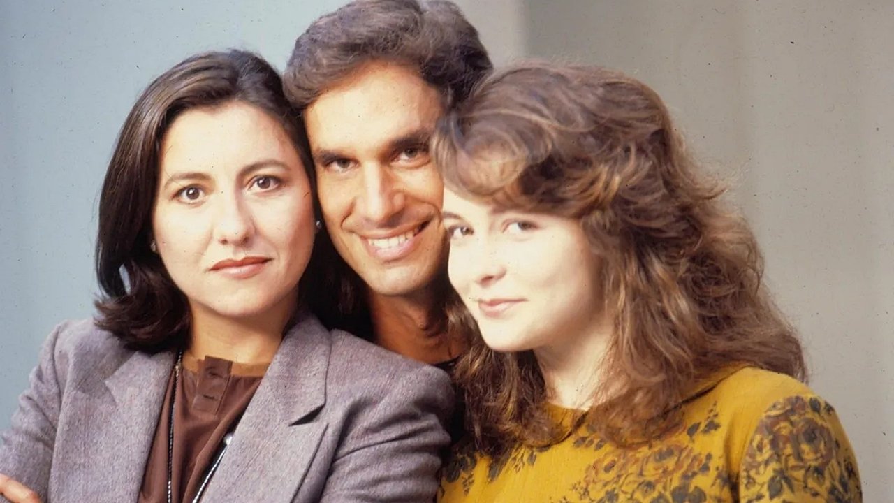 Barku i Qirasë backdrop