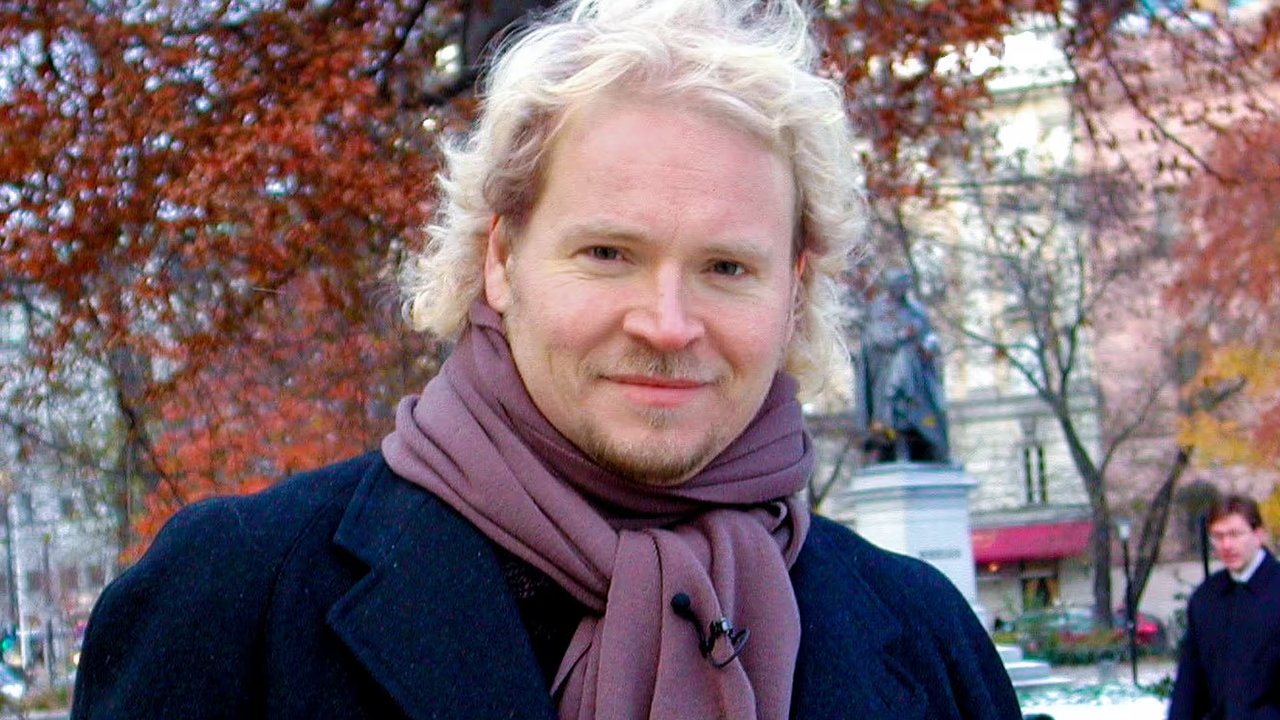 Gjuha më e keqe backdrop