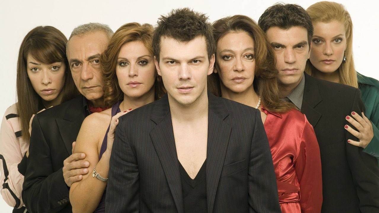 Mia Stigmi 2 Zoes backdrop