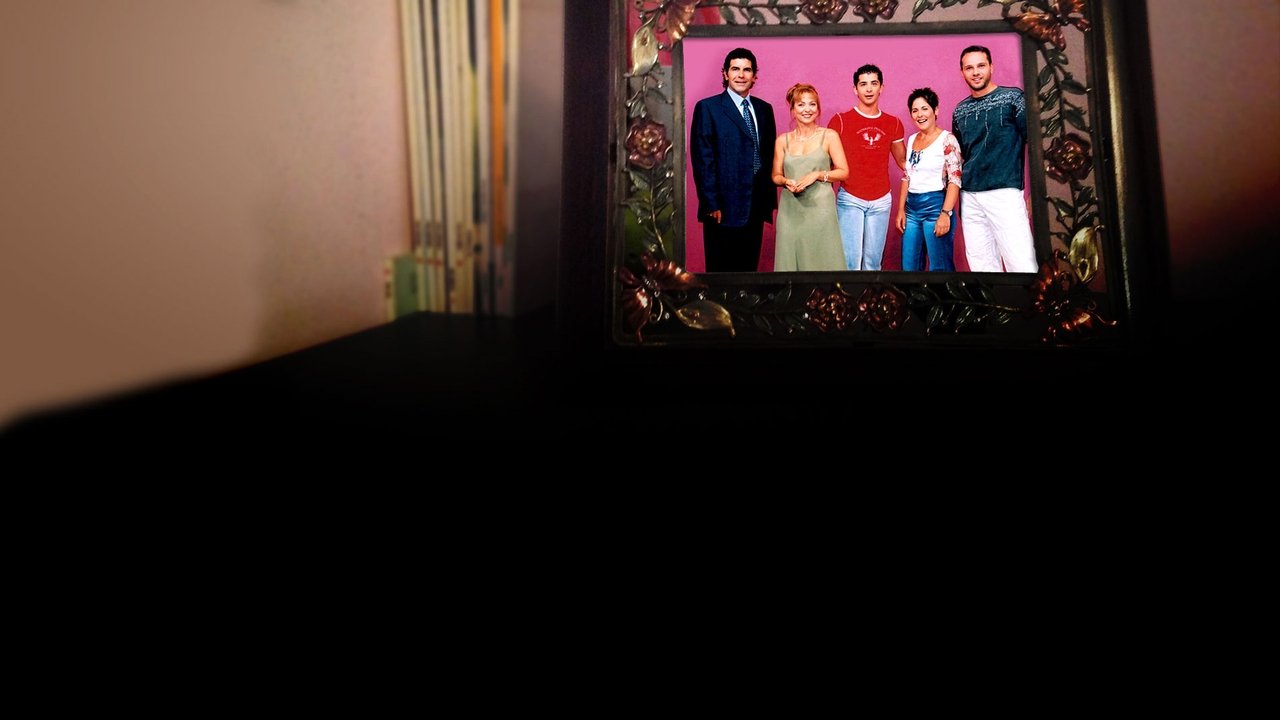 Familja e Çmendur backdrop