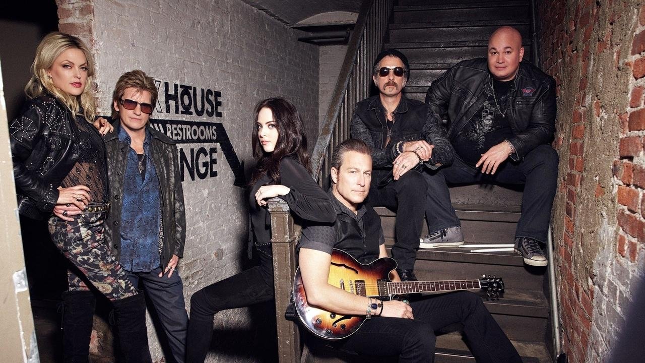 Sex dhe Drogë dhe Rock dhe Rrok backdrop