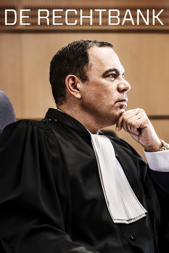 De Rechtbank translates to Gjykata in Albanian