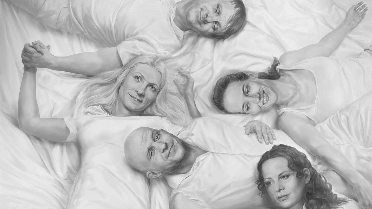 Këmbë mbi Këmbë backdrop