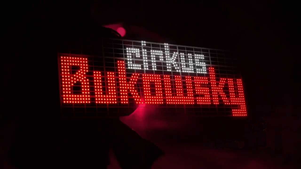 Cirkusi Bukowsky backdrop